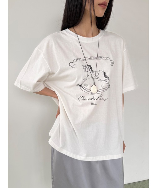 Didot.showroom（ディドット ショールーム）の「ドローイング木馬プリントT（Tシャツ/カットソー・レディース・アイボリー/チャコール/ネイビー・FREE）」の5枚目の写真