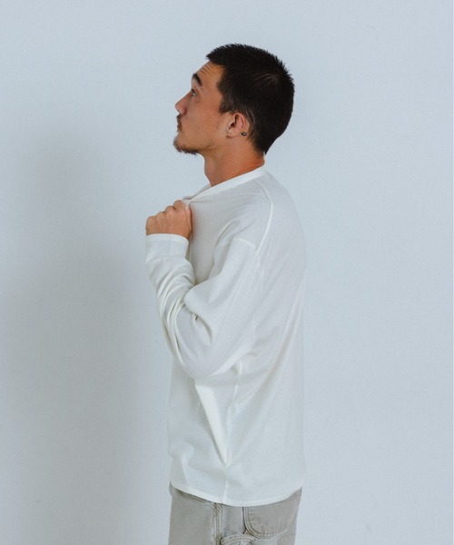 THE BOLDMAN（ザ ボールドマン）の「Henleyneck L/S Tee / ヘンリーネックロンT（Tシャツ/カットソー・メンズ・ブラック×グレー/ホワイト/ブラック・LARGE/MEDIUM）」の6枚目の写真