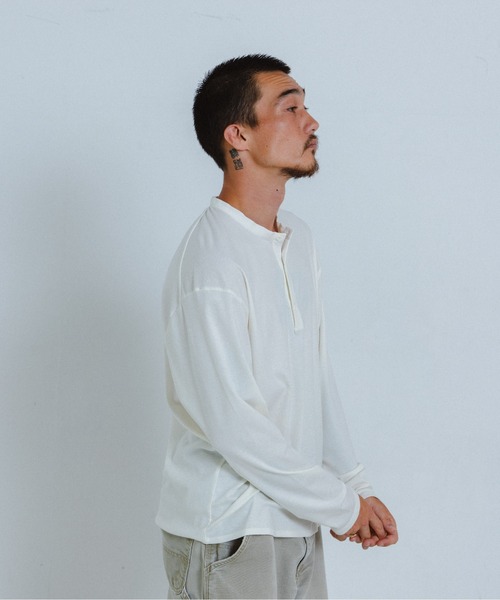 THE BOLDMAN（ザ ボールドマン）の「Henleyneck L/S Tee / ヘンリーネックロンT（Tシャツ/カットソー・メンズ・ブラック×グレー/ホワイト/ブラック・LARGE/MEDIUM）」の9枚目の写真