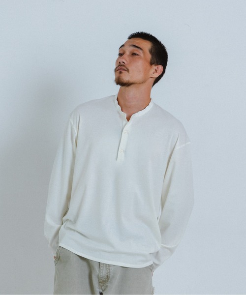 THE BOLDMAN（ザ ボールドマン）の「Henleyneck L/S Tee / ヘンリーネックロンT（Tシャツ/カットソー・メンズ・ブラック×グレー/ホワイト/ブラック・LARGE/MEDIUM）」の10枚目の写真
