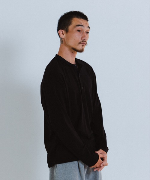 THE BOLDMAN（ザ ボールドマン）の「Henleyneck L/S Tee / ヘンリーネックロンT（Tシャツ/カットソー・メンズ・ブラック×グレー/ホワイト/ブラック・LARGE/MEDIUM）」の19枚目の写真