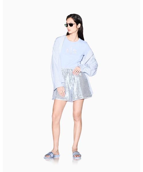 ARMANI EXCHANGE（アルマーニエクスチェンジ）の「【A|X アルマーニ エクスチェンジ】AXロゴ 半袖クルーネックTシャツ/REGULAR（EC限定カラー含）（Tシャツ/カットソー・レディース・ライトブルー/ホワイト・X-SMALL/X-LARGE/SMALL/MEDIUM/LARGE）」の8枚目の写真