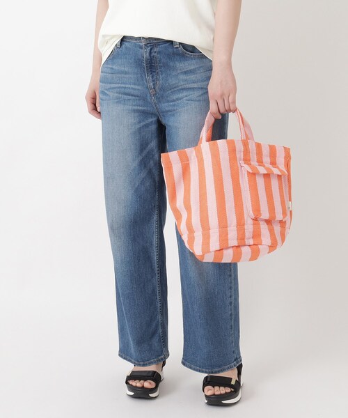one'sterrace(ワンズテラス)の「ROOTOTE ルートート デリリサイクル コットンF(トートバッグ・レディース・イエロー系8/ブラック系8/オレンジ系その他5/グリーン系5・99)」の16枚目の写真