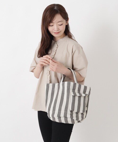 one'sterrace(ワンズテラス)の「ROOTOTE ルートート デリリサイクル コットンF(トートバッグ・レディース・イエロー系8/ブラック系8/オレンジ系その他5/グリーン系5・99)」の22枚目の写真