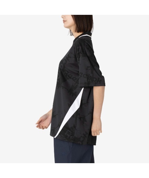 Reebok(リーボック)の「フットボールジャージー / STREET SPORT FOOTBALL JERSEY(Tシャツ/カットソー・メンズ・ブラック/レッド・X-LARGE/SMALL/MEDIUM/LARGE)」の11枚目の写真