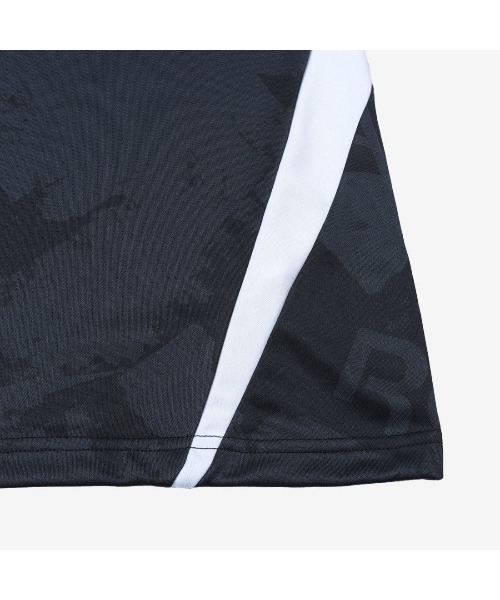 Reebok(リーボック)の「フットボールジャージー / STREET SPORT FOOTBALL JERSEY(Tシャツ/カットソー・メンズ・ブラック/レッド・X-LARGE/SMALL/MEDIUM/LARGE)」の7枚目の写真