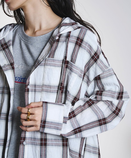 ROSE BUD(ローズバッド)の「HOODED CHECK SHIRT(シャツ/ブラウス・レディース・ホワイト/ネイビー・ONE SIZE)」の13枚目の写真