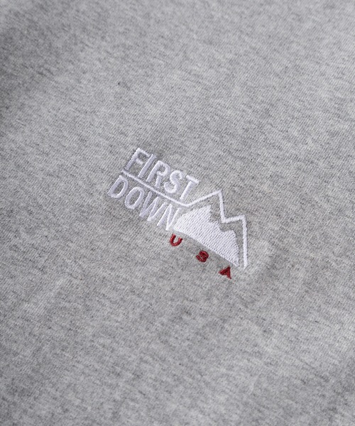 FIRST DOWN（ファーストダウン）の「【76】【FIRST DOWN USA/ファーストダウン USA】ワンポイントロゴ刺繍  無地 クルーネックTシャツ（Tシャツ/カットソー・メンズ・ホワイト/グレー/ブラック・S/L/M）」の7枚目の写真