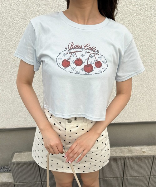 frunco(フランコ)の「チェリークロップドTシャツ(Tシャツ/カットソー・レディース・ブルー/グレー/ホワイト・FREE)」の12枚目の写真