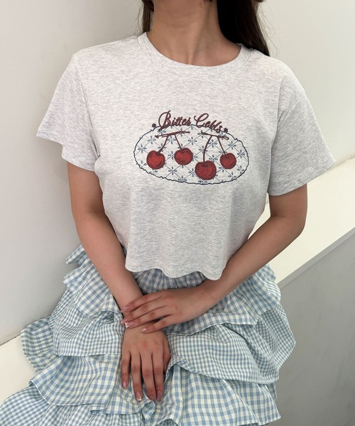 frunco(フランコ)の「チェリークロップドTシャツ(Tシャツ/カットソー・レディース・ブルー/グレー/ホワイト・FREE)」の16枚目の写真
