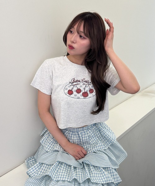 frunco(フランコ)の「チェリークロップドTシャツ(Tシャツ/カットソー・レディース・ブルー/グレー/ホワイト・FREE)」の18枚目の写真