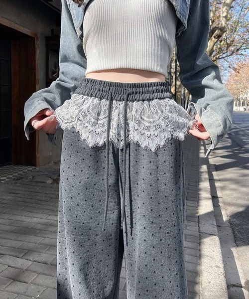 Nia(ニア)の「Nia(ニア)/レース付きドット柄スウェット(スウェットパンツ・レディース・ブラック/グレー・MEDIUM/SMALL)」の4枚目の写真