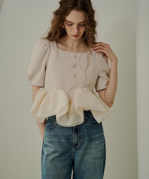 LE'RURE(リルアー)の「Whip peplum half sleeve tops(Tシャツ/カットソー・レディース・アイボリー/グレー/ブラック/ブラウン・MEDIUM/SMALL/LARGE)」の16枚目の写真