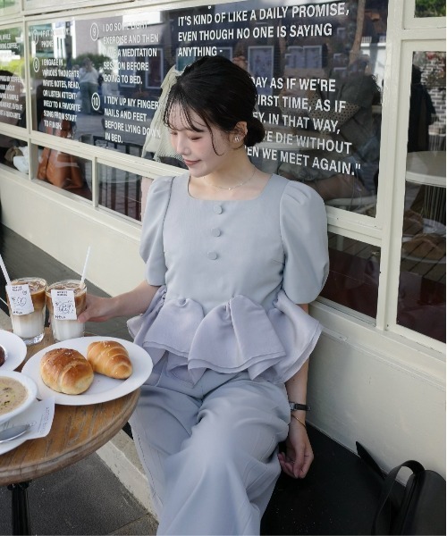 LE'RURE(リルアー)の「Whip peplum half sleeve tops(Tシャツ/カットソー・レディース・アイボリー/グレー/ブラック/ブラウン・MEDIUM/SMALL/LARGE)」の21枚目の写真