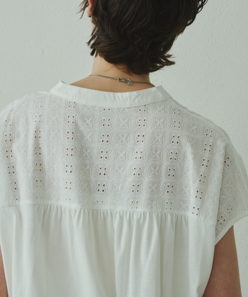 Plumel(プルメル)の「embroidery Lace French Tops / エンブロイダリーレースフレンチトップス(Tシャツ/カットソー・レディース・ブラウン/ブラック/オフホワイト・MEDIUM)」の14枚目の写真