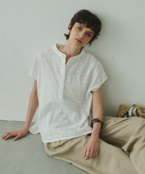 Plumel(プルメル)の「embroidery Lace French Tops / エンブロイダリーレースフレンチトップス(Tシャツ/カットソー・レディース・ブラウン/ブラック/オフホワイト・MEDIUM)」の5枚目の写真