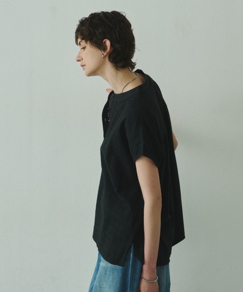 Plumel(プルメル)の「embroidery Lace French Tops / エンブロイダリーレースフレンチトップス(Tシャツ/カットソー・レディース・ブラウン/ブラック/オフホワイト・MEDIUM)」の21枚目の写真
