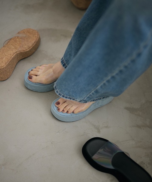 LAULEN(ローレン)の「clear band wedge sole sandals /クリアバンドウェッジソールサンダル(サンダル・レディース・クリア/ブルー/ブラック・23cm/24cm/24.5cm)」の12枚目の写真