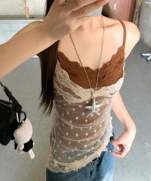 SHEENA(シーナ)の「【カップ付き】レイヤードライクドットレースキャミソール(キャミソール・レディース・ベージュ・M)」の13枚目の写真