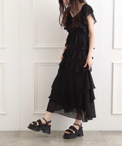 cs T&P(シーエスティーアンドピー)の「厚底シャーリングサンダル(サンダル・レディース・ブラック/ホワイト・S/M/L)」の18枚目の写真