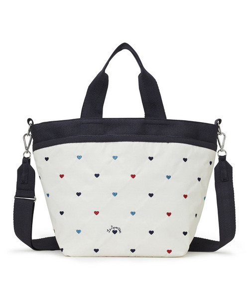 LeSportsac（レスポートサック）の「BUCKET TOTE トリコロールハートエンブロイダリー（トートバッグ・レディース・ホワイト・FREE）」の4枚目の写真