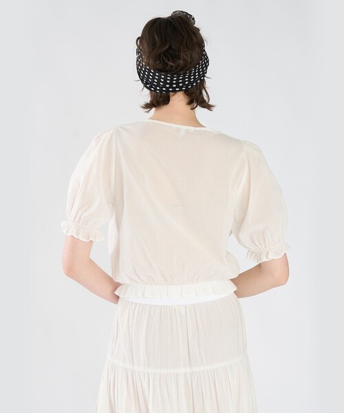 To b. by agnes b.（トゥービーバイアニエスベー）の「コットン シフォン パフィー 半袖 ブラウス（シャツ/ブラウス・レディース・ホワイト・38/40/36）」の7枚目の写真
