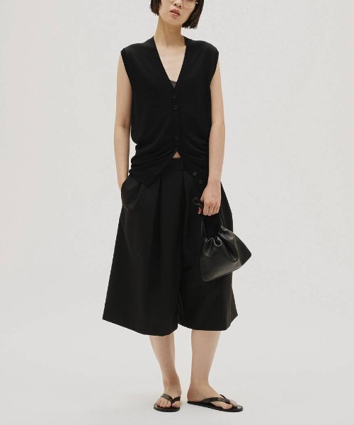TODAYFUL(トゥデイフル)の「Tencelsilk Knit Vest 12610517(その他アウター・メンズ・ブラウン/オフホワイト/ブラック・FREE)」の5枚目の写真