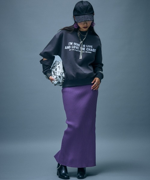 GEVS.(ジェイヴィス)の「スラッシュスリーブスウェット<大きいサイズ有>GEVS.(スウェット・レディース・レッド/チャコール・M/L/LL/3L/4L/5L)」の8枚目の写真