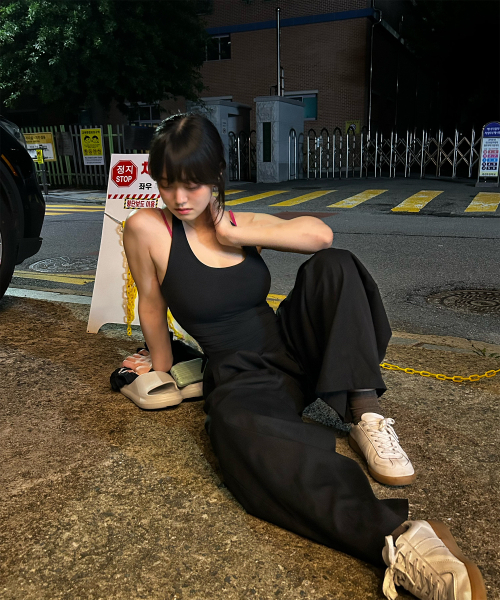 AWESOME STUDIO(オーサムスタジオ)の「エッセンセル ホルタートップ ブラック(Tシャツ/カットソー・レディース・ブラック・FREE)」の13枚目の写真