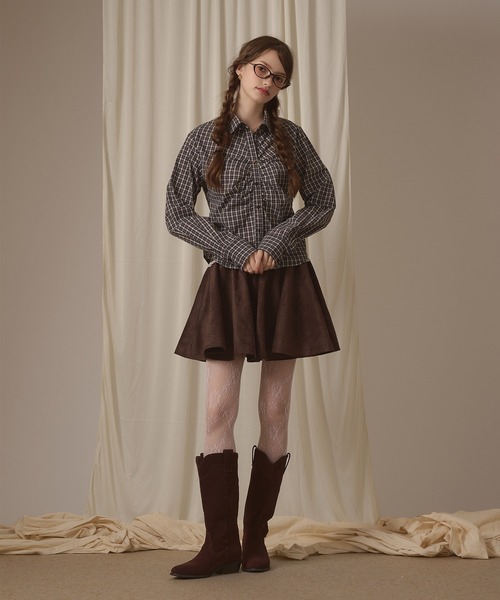 hazyl(ヘイジル)の「gather design shirt / ギャザーデザインシャツ(シャツ/ブラウス・レディース・ブルー系その他/ブラウン系その他/アイボリー/オフホワイト/ネイビー・フリー)」の6枚目の写真