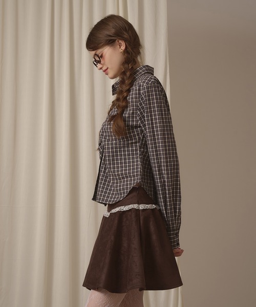 hazyl(ヘイジル)の「gather design shirt / ギャザーデザインシャツ(シャツ/ブラウス・レディース・ブルー系その他/ブラウン系その他/アイボリー/オフホワイト/ネイビー・フリー)」の10枚目の写真