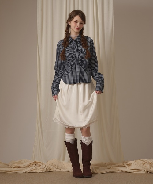 hazyl(ヘイジル)の「gather design shirt / ギャザーデザインシャツ(シャツ/ブラウス・レディース・ブルー系その他/ブラウン系その他/アイボリー/オフホワイト/ネイビー・フリー)」の15枚目の写真