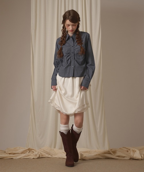 hazyl(ヘイジル)の「gather design shirt / ギャザーデザインシャツ(シャツ/ブラウス・レディース・ブルー系その他/ブラウン系その他/アイボリー/オフホワイト/ネイビー・フリー)」の17枚目の写真