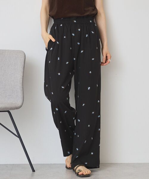 AMERICAN HOLIC(アメリカンホリック)の「花柄刺繍イージーパンツ(その他パンツ・レディース・ブラック/アイボリー・M/L)」の10枚目の写真