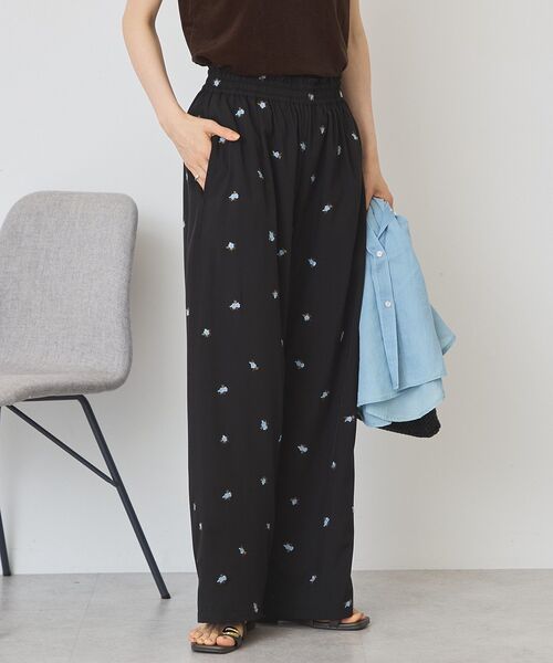AMERICAN HOLIC(アメリカンホリック)の「花柄刺繍イージーパンツ(その他パンツ・レディース・ブラック/アイボリー・M/L)」の12枚目の写真