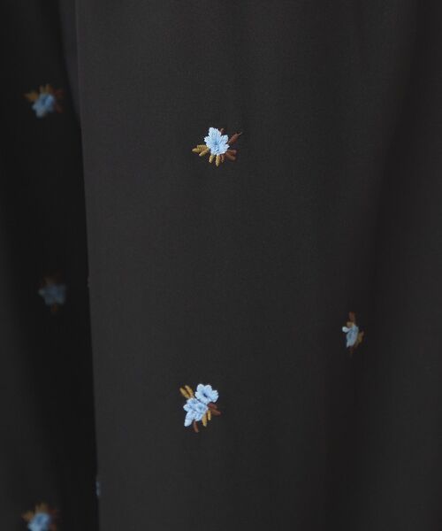 AMERICAN HOLIC(アメリカンホリック)の「花柄刺繍イージーパンツ(その他パンツ・レディース・ブラック/アイボリー・M/L)」の14枚目の写真