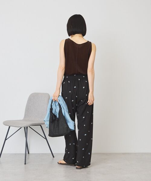 AMERICAN HOLIC(アメリカンホリック)の「花柄刺繍イージーパンツ(その他パンツ・レディース・ブラック/アイボリー・M/L)」の17枚目の写真