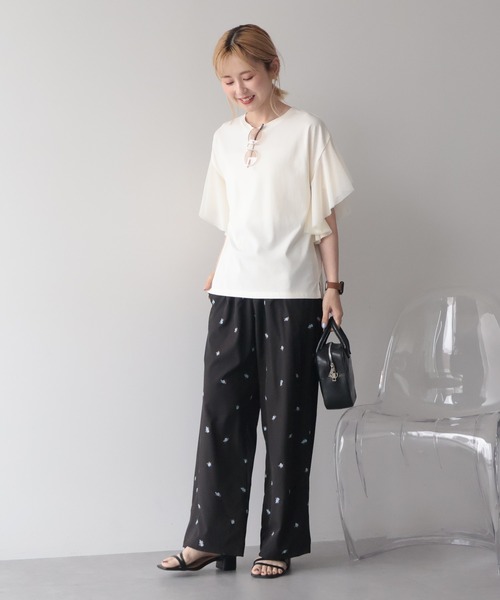 AMERICAN HOLIC(アメリカンホリック)の「花柄刺繍イージーパンツ(その他パンツ・レディース・ブラック/アイボリー・M/L)」の5枚目の写真