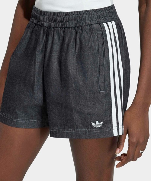 adidas（アディダス）の「アディダス オリジナルス サマーグロー デニムショーツ / ハーフパンツ / アディダスオリジナルス adidas Originals（デニムパンツ・レディース・ブラック・X-SMALL/SMALL/X-LARGE/MEDIUM/XX-LARGE/3XL/LARGE）」の3枚目の写真