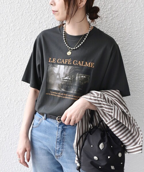 SHIPS Colors(シップス カラーズ)の「SHIPS Colors:〈接触冷感・UVカット〉26AW PARIS フォト TEE◇(Tシャツ/カットソー・レディース・オフホワイト/ブラウン/ダークグレー・ONE SIZE)」の3枚目の写真