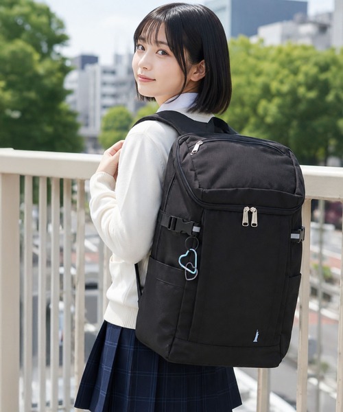 EASTBOY(イーストボーイ)の「【EASTBOY】2層式リュック カラビナ付 スクールバッグ 通学 鞄 バックパック(バックパック/リュック・レディース・ブラック×ピンク/ブラック×ブルー・FREE)」の1枚目の写真