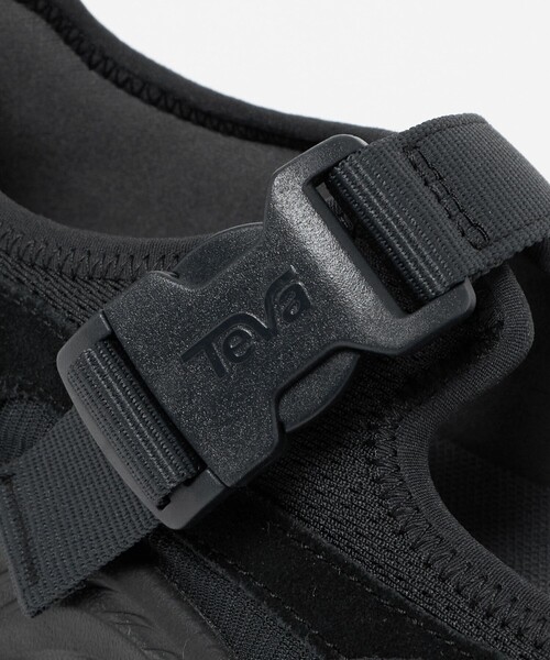 Teva(テバ)の「【WEB限定】<TEVA>アンプソール ガイラ メリージェーン シューズ(スニーカー・レディース・ベージュ/ブラック・23.5cm/24.5cm/24cm/23cm/25cm)」の11枚目の写真