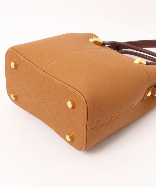 NiiNa(ニーナ)の「【 NiiNa / ニーナ 】高品質牛革3WAYバケットショルダーバッグ(ショルダーバッグ・レディース・ブラウン・FREE)」の19枚目の写真