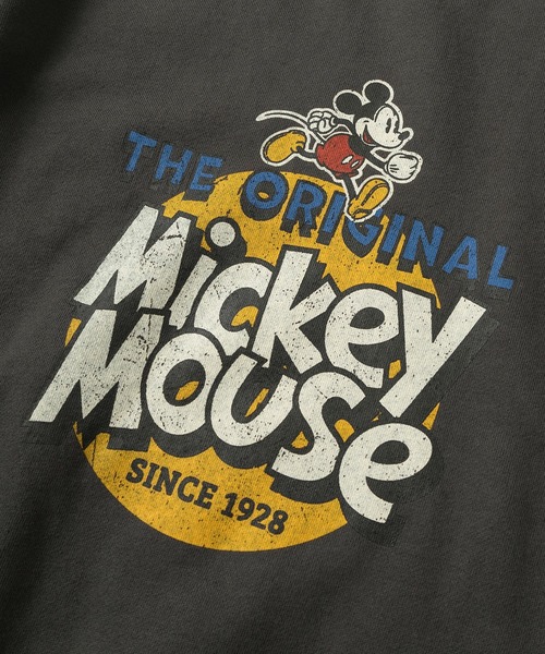 Disney(ディズニー)の「【71】【DISCUS/ディスカス】【Disney/ディズニー】ミッキーマウス 裏毛 クルーネック スウェット/ワンポイントワッペン/ユニセックス(スウェット・レディース・ブラック系1/ホワイト系/ホワイト/ホワイト系1/ブラック系2/ホワイト系2/ブラック/ブラック系・M/L)」の10枚目の写真