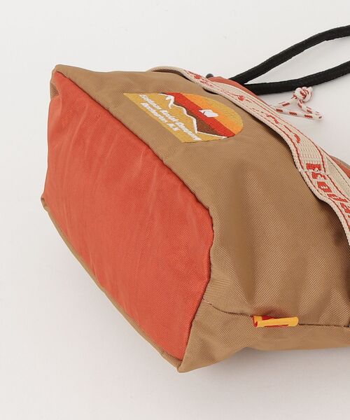 KODAK（コダック）の「コダックアパレル  Hardy Kodachrome Mini Cross Bag（ショルダーバッグ・メンズ・オレンジ・ﾌﾘ-）」の10枚目の写真