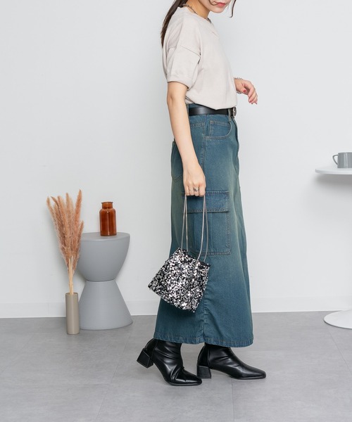 ElegChic(エレグシック)の「Vネックドルマン半袖綿ニット(ニット/セーター・レディース・カーキ/ブラック/オフホワイト/ライトグレー/ネイビー/グレイッシュベージュ・XL/4L/M)」の19枚目の写真