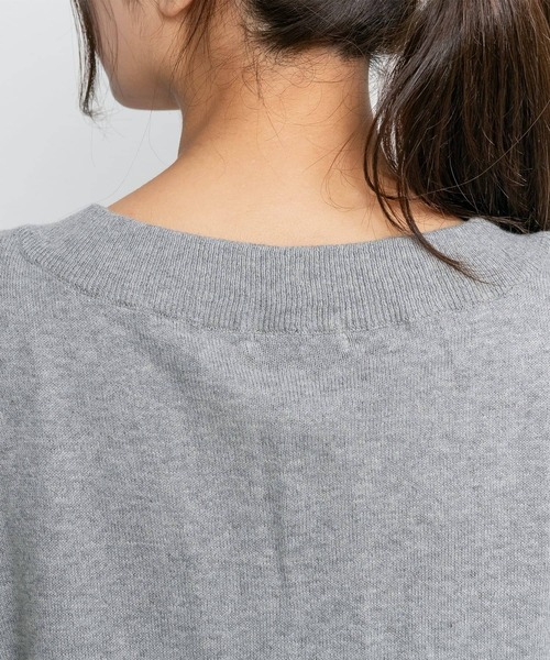 ElegChic(エレグシック)の「Vネックドルマン半袖綿ニット(ニット/セーター・レディース・カーキ/ブラック/オフホワイト/ライトグレー/ネイビー/グレイッシュベージュ・XL/4L/M)」の10枚目の写真