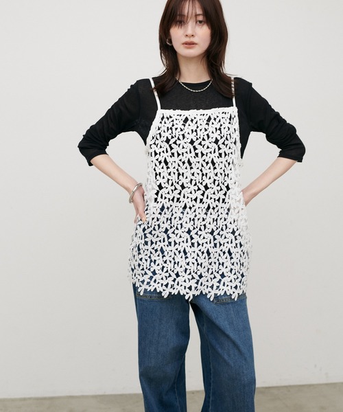 LARUTA（ラルータ）の「【LARUTA】［Web限定］花柄レースキャミ（キャミソール・レディース・オフホワイト/ブラック・MEDIUM）」の5枚目の写真