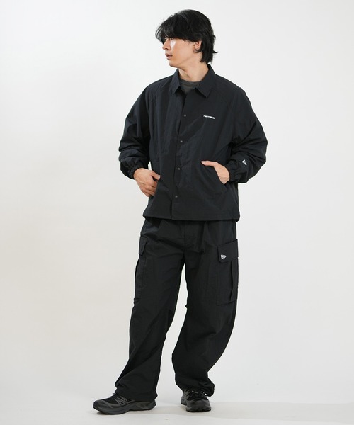 NEW ERA（ニューエラ）の「NEW ERA/ニューエラ NYLON COACH JCKET BLK 263 ジャケット 15129333（ナイロンジャケット・メンズ・ブラック・M/L/XL/XXL）」の4枚目の写真