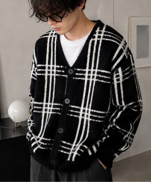 VIBGYOR（ヴィブジョー）の「【Bls】 【ZM】【Bling Leads】シャギーチェック BIGカーディガン(BL)（カーディガン/ボレロ・メンズ・ブラック・FREE）」の2枚目の写真